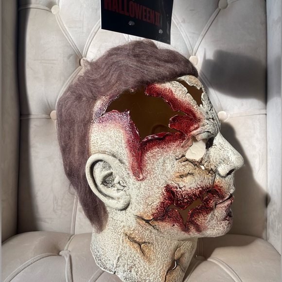 Michael Myers Dream Latex Mask - New Halloween II 2009 Movie ($FIRM) - Picture 7 of 9